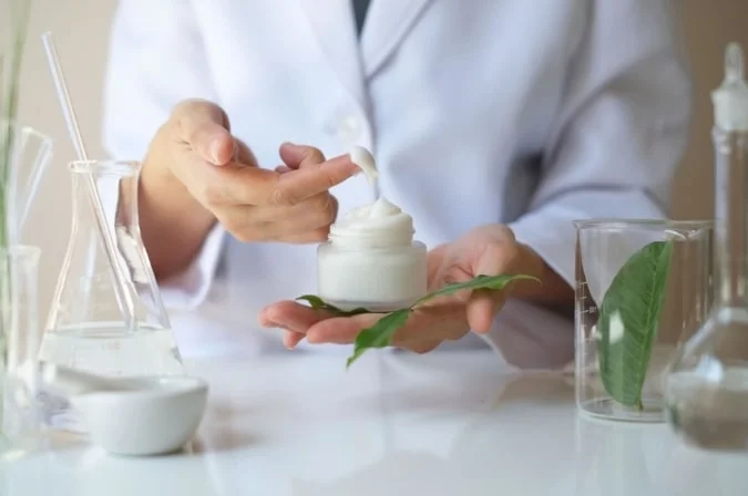 Crafting the Best Custom Skin Care Formulations